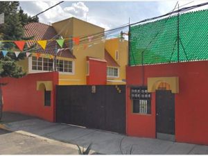 Casa en Venta en Santa Isabel Tola Gustavo A. Madero