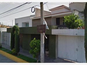 Casa en Venta en Bosques de Aragon Nezahualcóyotl