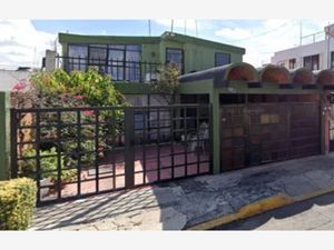 Casa en Venta en Jardines de San Manuel Puebla