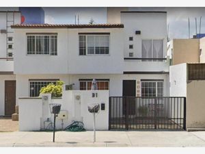 Casa en Venta en Santuarios del Cerrito Corregidora