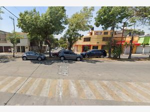 Casa en Venta en Los Reyes Ixtacala 1ra. Sección Tlalnepantla de Baz