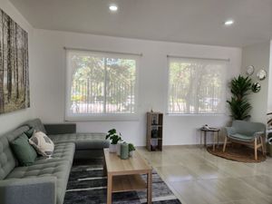 VENTA DE HERMOSO DEPARTAMENTO EN JARDINES MAYAKOBA EN PLAYA DEL CARMEN