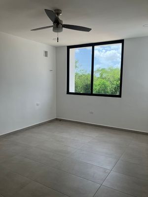 Hermosa casa de tres habitaciones en venta al norte de la ciudad de Mérida