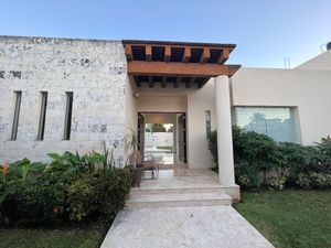 Casa en venta de 3 habitaciones y piscina, al norte de Mérida