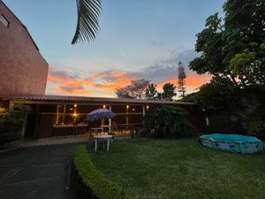 PRECIOSA TERRAZA JARDÍN, DE OPORTUNIDAD