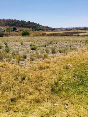 Terreno en venta a pie de carretera sobre la Méx-Qro 57