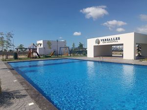 "Versalles Club Residencial: Un Sueño Hecho Realidad - Desarrollo de 160 Lotes R