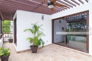 Hermoso penthouse con roofotp y jacuzzi en venta