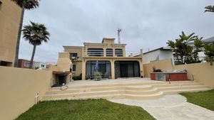 !Casa en Venta Frente al Mar en Playas de Rosarito!