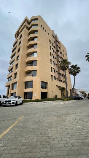 ¡Condominio de Lujo Frente al Mar en Venta! #301