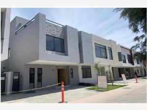 Casa en Venta en Bosques Vallarta Zapopan