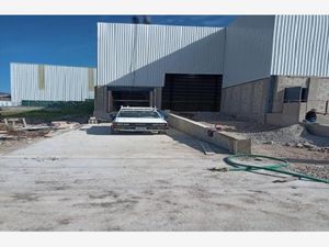 Bodega en Renta en Santa Cruz de las Flores Tlajomulco de Zúñiga