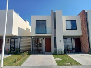 Casa en Venta en Lomas de Tesistán Zapopan