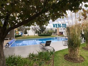 NUEVA CASA EN VENTA EN SOLARES EN COTO CONSOLIDADO CON ALBERCA