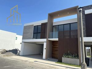 Casa en Venta en Lomas del Sol Alvarado