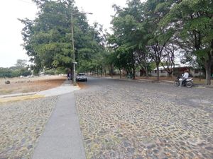 Terreno en Venta en Residencial Esmeralda Norte Colima