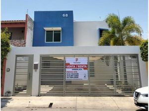 Casa en Venta en Residencial Esmeralda Norte Colima