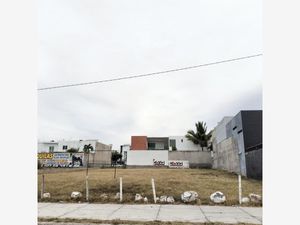 Terreno en Venta en Residencial Esmeralda Norte Colima