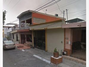 Casa en Venta en Torres de Santo Domingo San Nicolás de los Garza